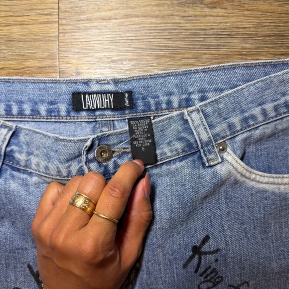 Vintage 90's Laundry Shelli Segal Graffiti Doodle
Print Straight Leg Jeans Sz 6 - Picture 4 of 12